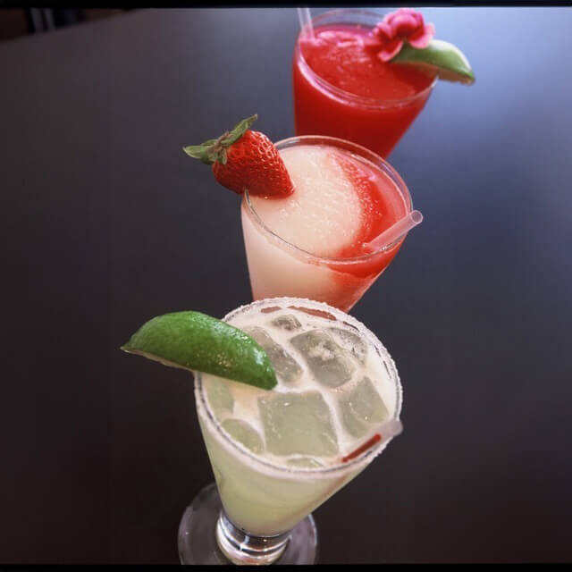Margaritas on the bar at Manuel's